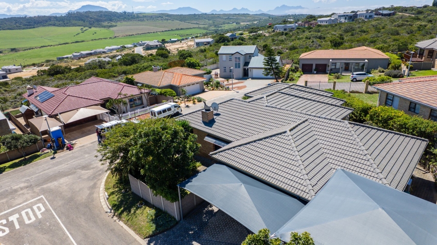 3 Bedroom Property for Sale in Reebok Western Cape